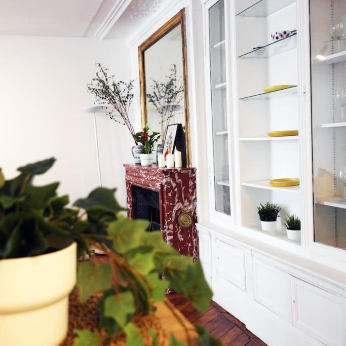Appartement Haussmanannien Cosy - Republique Parigi Esterno foto