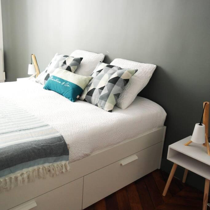 Appartement Haussmanannien Cosy - Republique Parigi Esterno foto